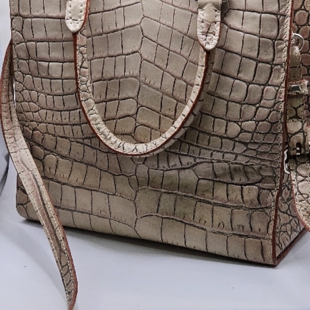 Vintage Dooney & Bourke Bag - Picture 3 of 14